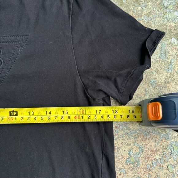 Guess Classic Logo Shirt - Picture 4 of 4